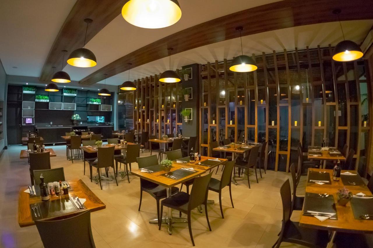 Sofisticatto Park Hotel Formosa Bagian luar foto